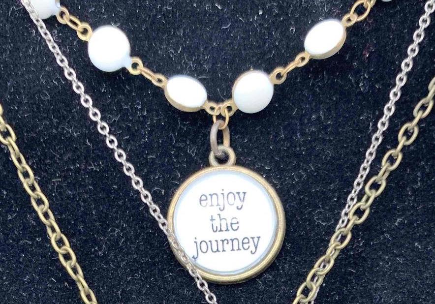 ACRYLIC & LUCITE - 1970s Enjoy the Journey Beaded Necklace